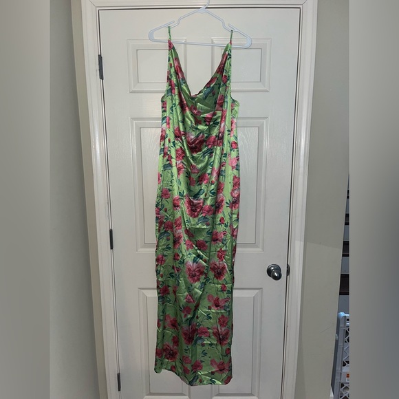 PLT Plus Size Floral Strappy Satin Cowl Maxi Dress - Picture 2 of 3